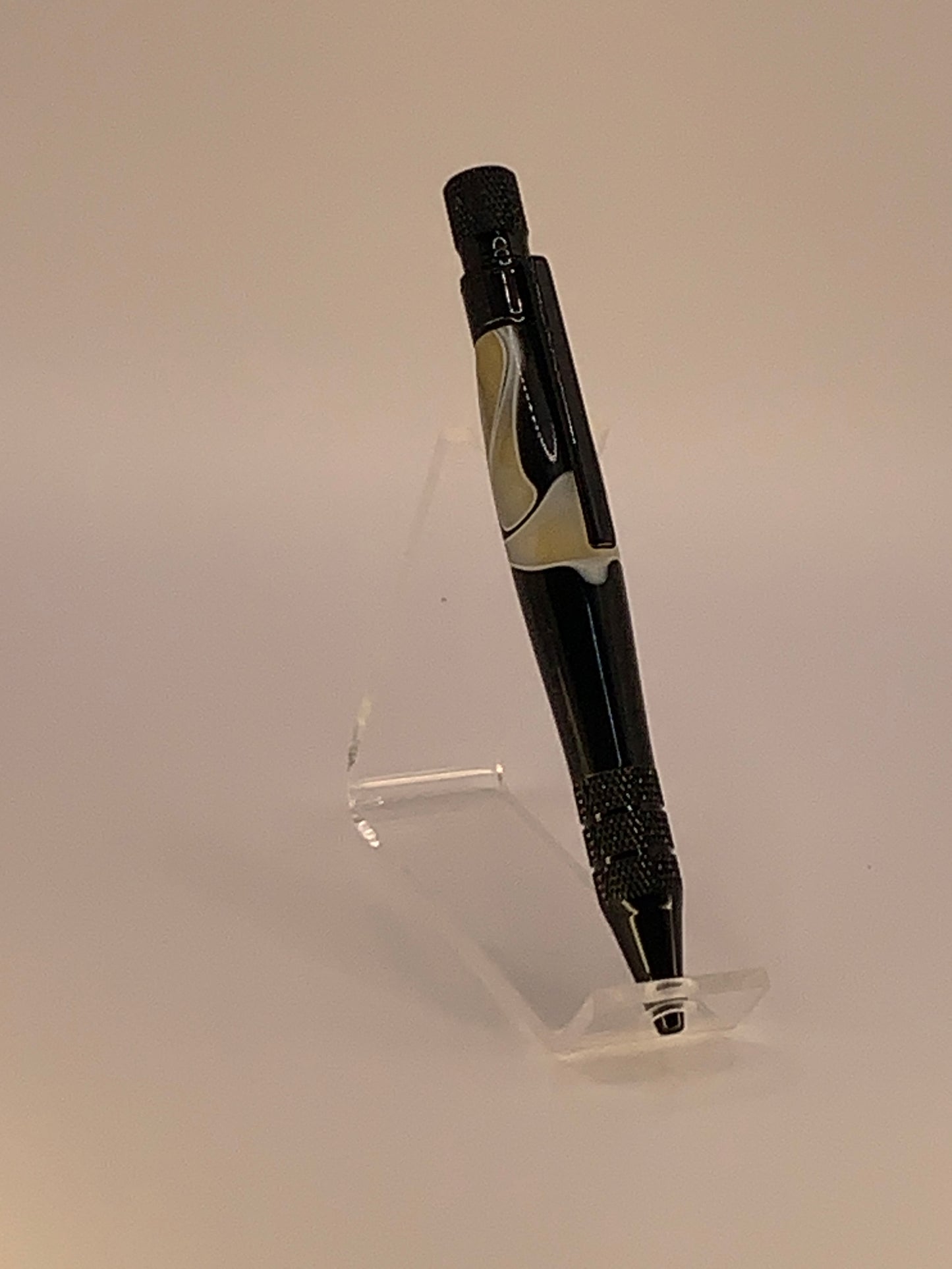 The Memphis Executive Pen – Black Walnut & Chrome