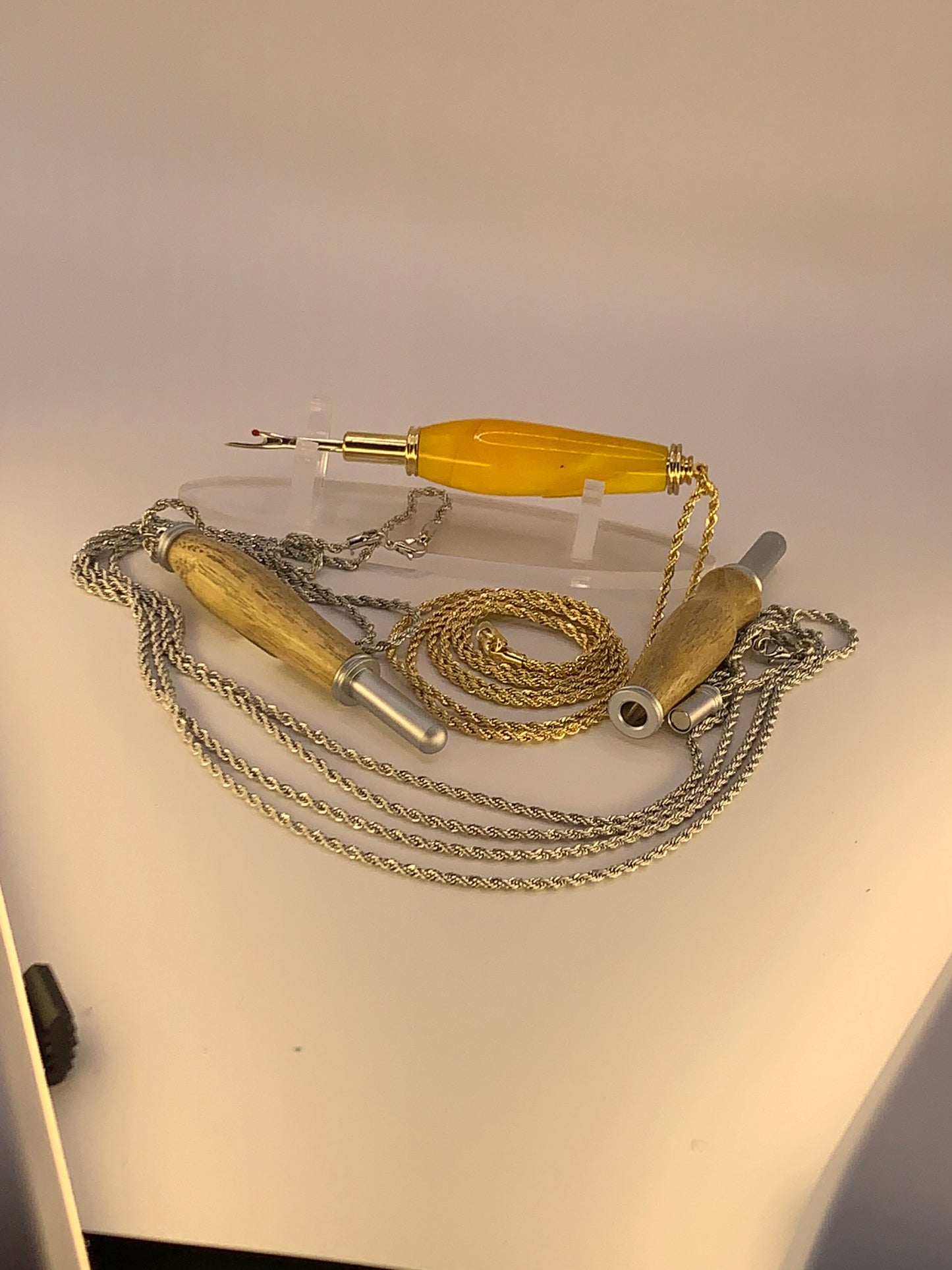 Seam Ripper neckless